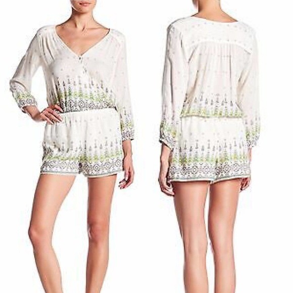 Gypsy 05 Global Village Womens Size XS Cross Front Romper Bohemian Printed - Picture 2 of 9